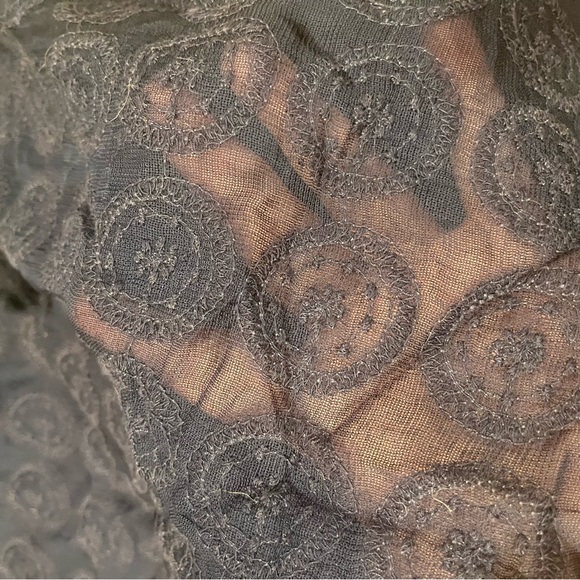 LUCKY BRAND Tassel Tie Split Neck Top peasant blouse Sheer medallion lace - Picture 8 of 10